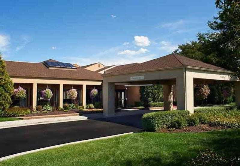 Courtyard Detroit Dearborn Hotel Екстериор снимка